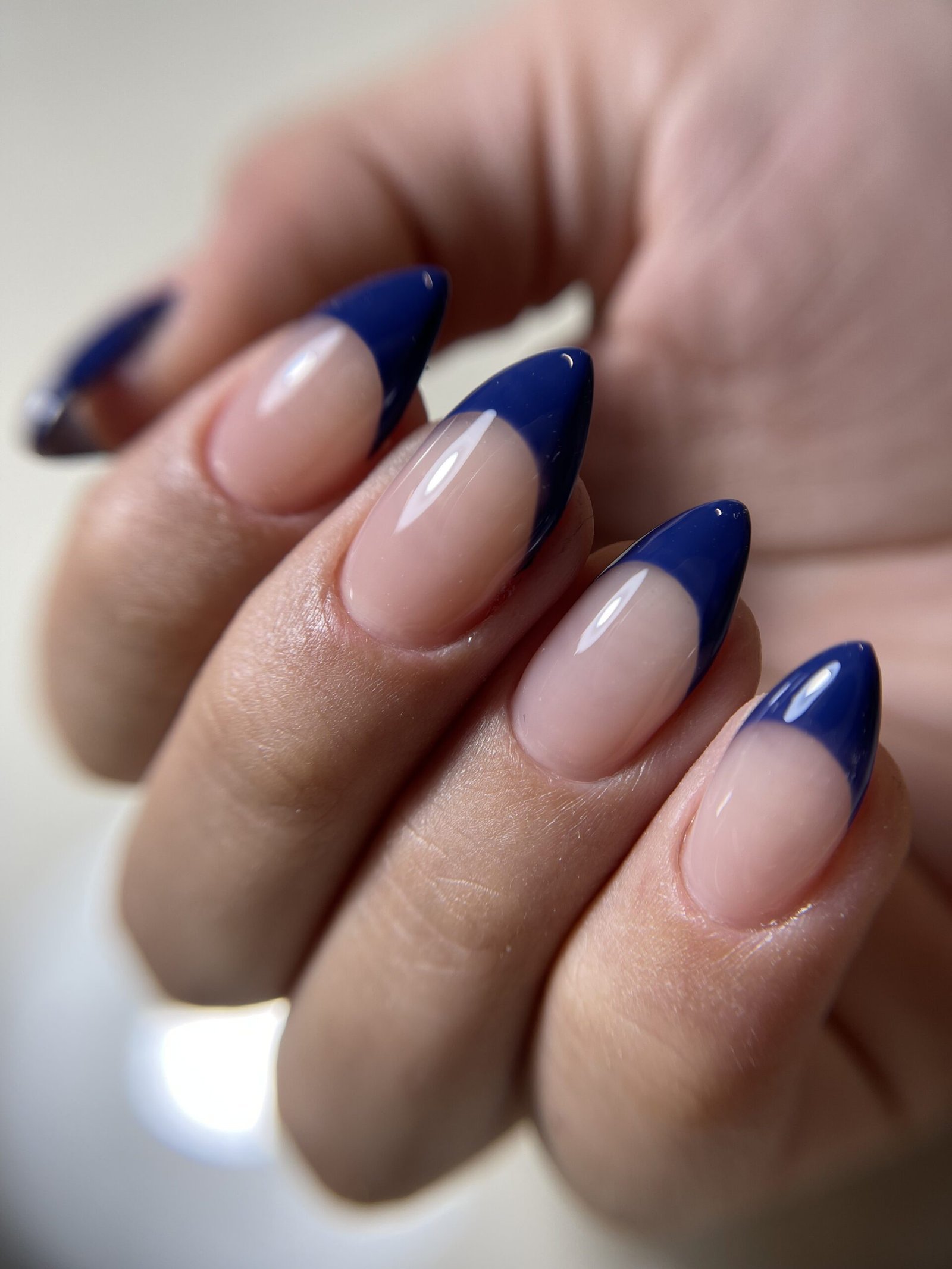 עבודת לק ג'ל של מעיין